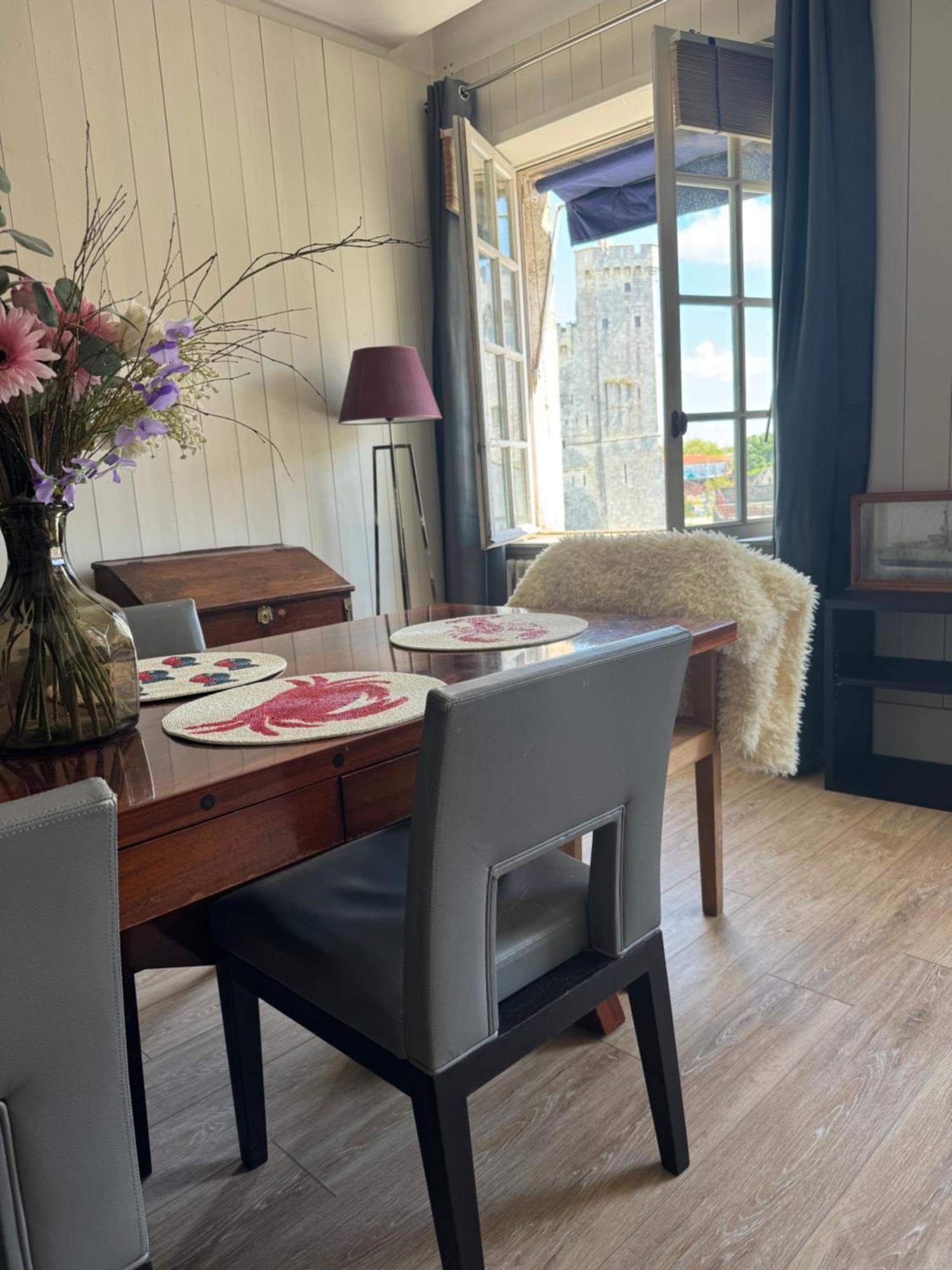 Apartamento Tour De La Chaine, Vieux Port, Grand *